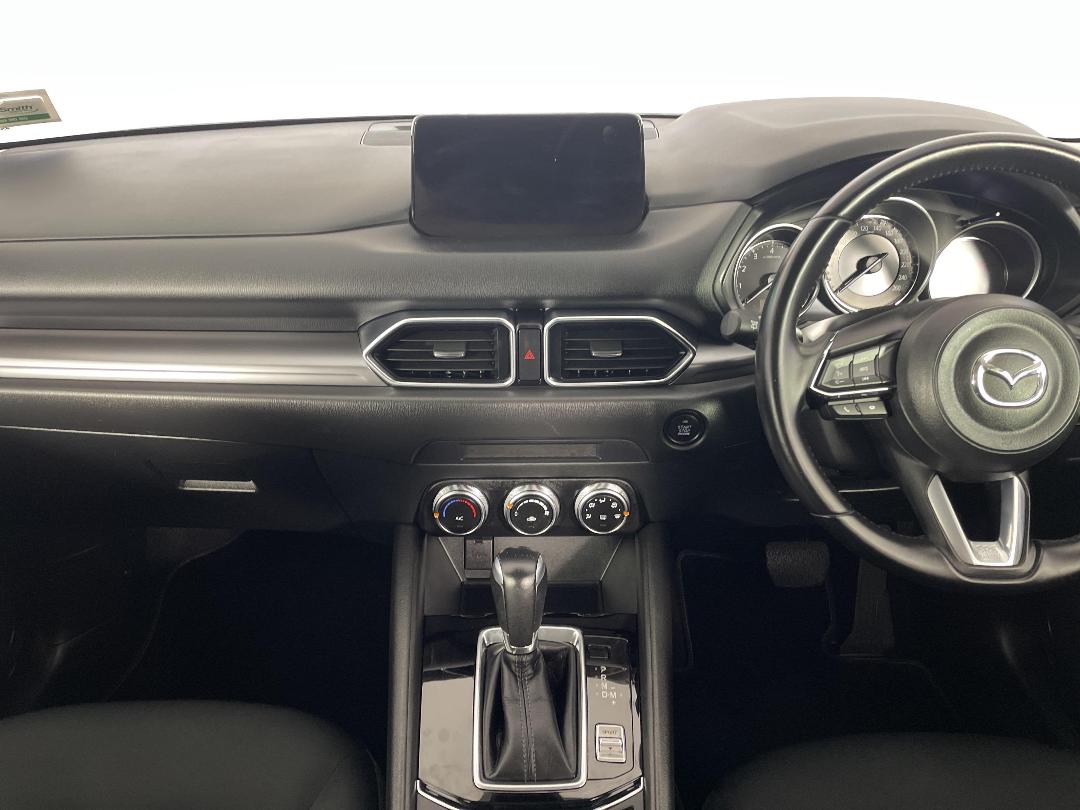 Photo '18' of Mazda CX-5 Photo '18' of Mazda CX-5