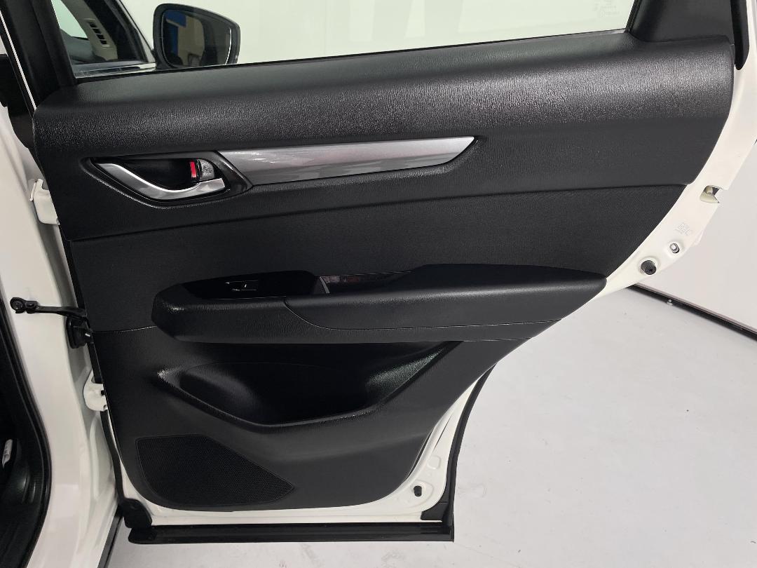 Photo '19' of Mazda CX-5