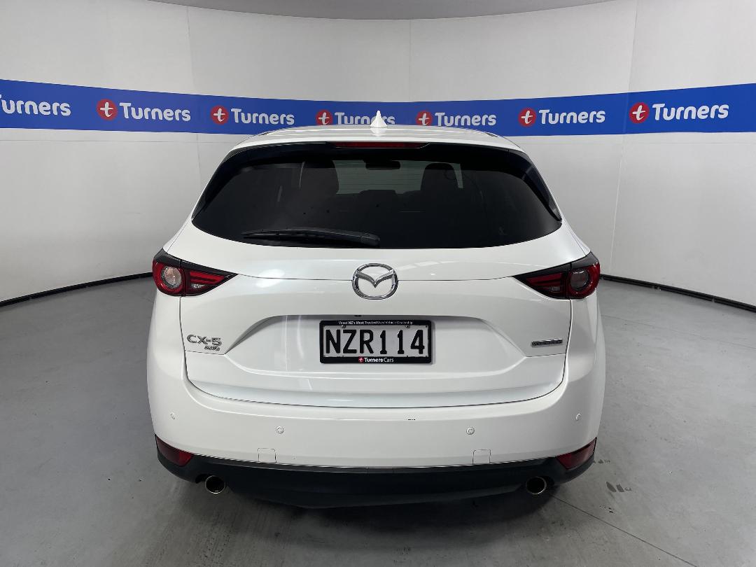 Photo '6' of Mazda CX-5 Photo '6' of Mazda CX-5