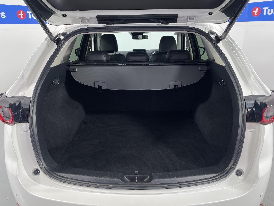 Photo '14' of Mazda CX-5 Photo '14' of Mazda CX-5