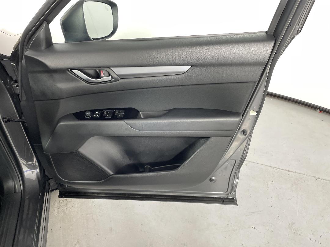 Photo '15' of Mazda CX-5 Photo '15' of Mazda CX-5