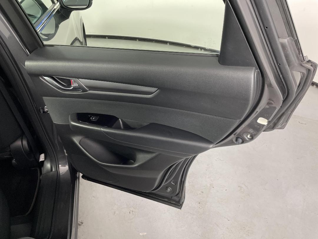 Photo '19' of Mazda CX-5 Photo '19' of Mazda CX-5