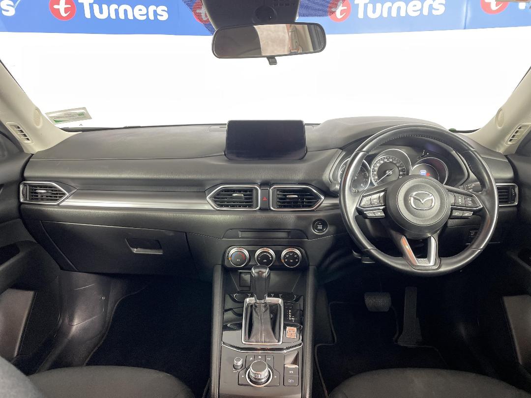 Photo '17' of Mazda CX-5 Photo '17' of Mazda CX-5