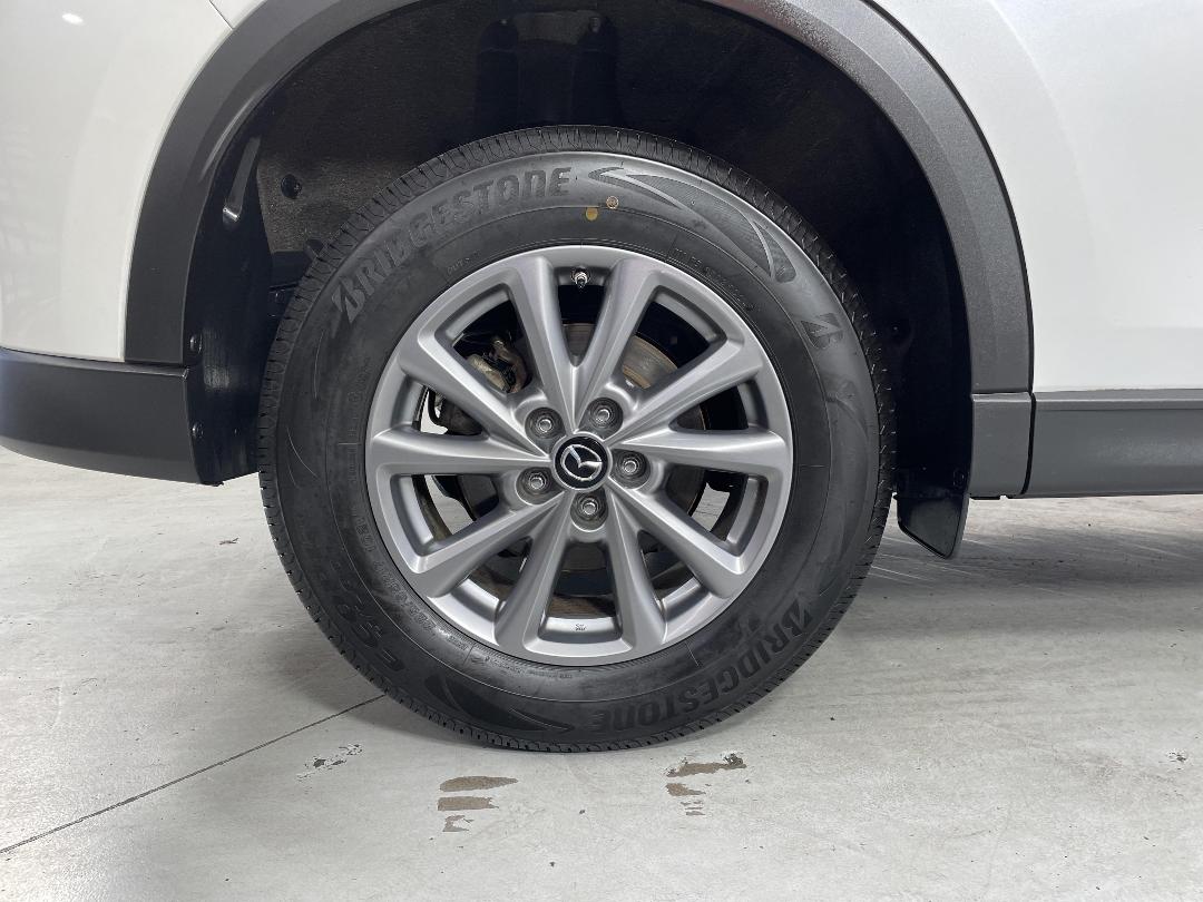 Photo '12' of Mazda CX-5