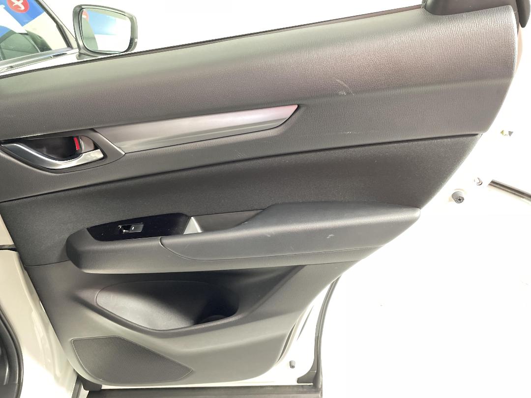 Photo '19' of Mazda CX-5