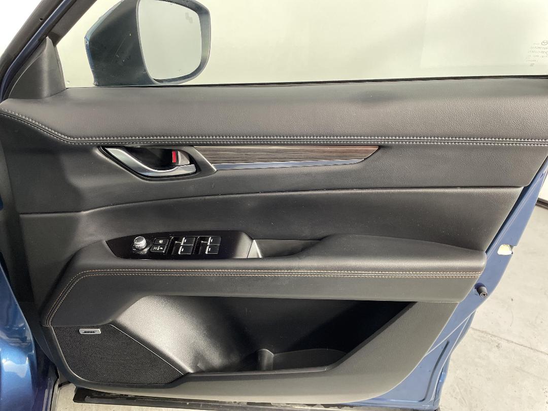 Photo '15' of Mazda CX-5