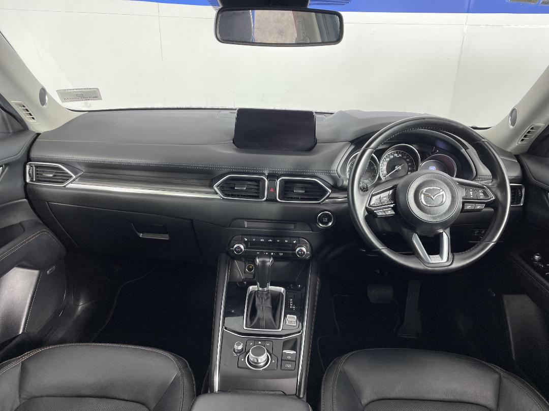 Photo '17' of Mazda CX-5