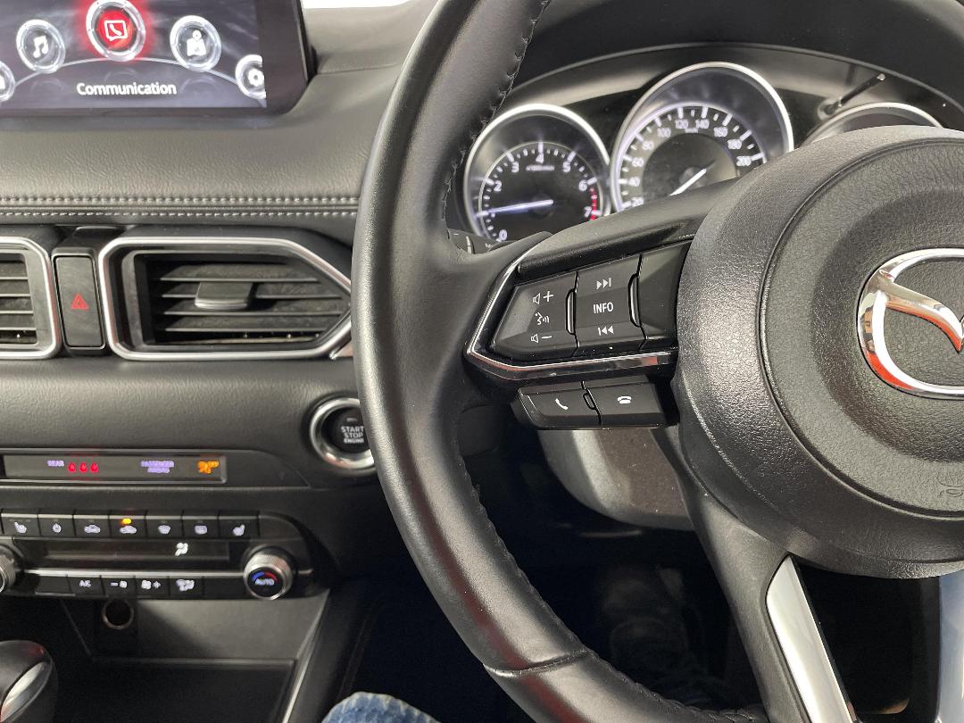 Photo '32' of Mazda CX-5