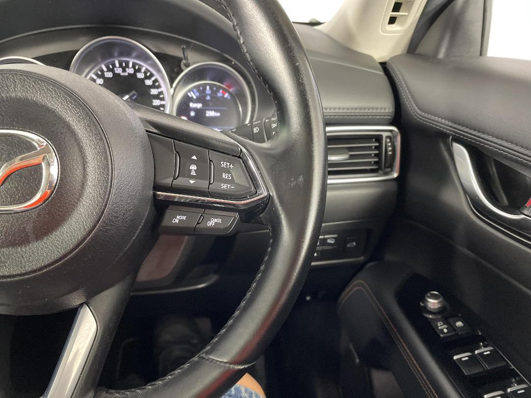 Photo '33' of Mazda CX-5