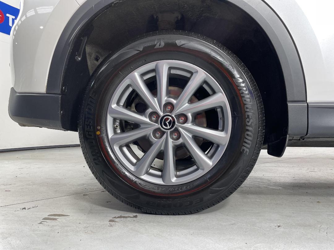 Photo '12' of Mazda CX-5