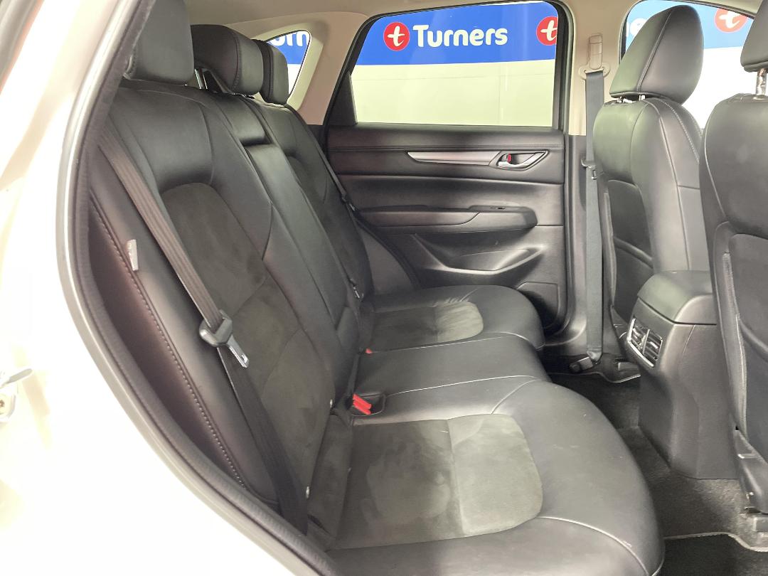 Photo '20' of Mazda CX-5