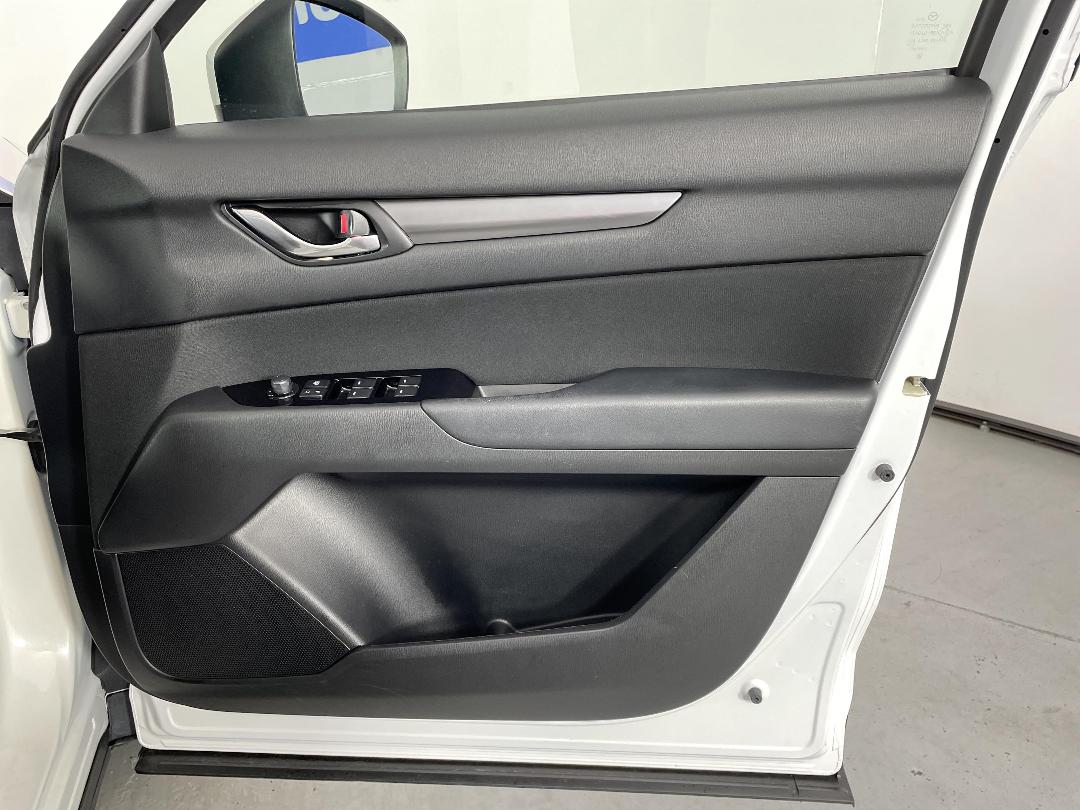 Photo '15' of Mazda CX-5