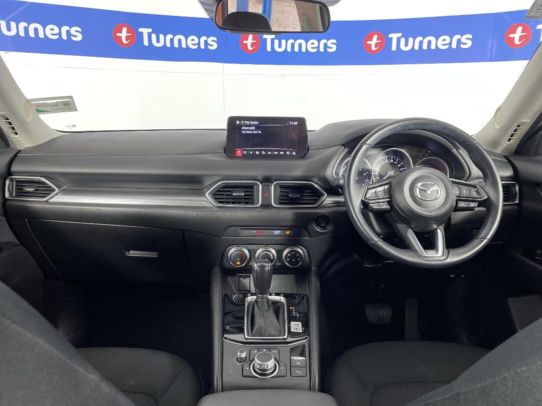 Photo '17' of Mazda CX-5