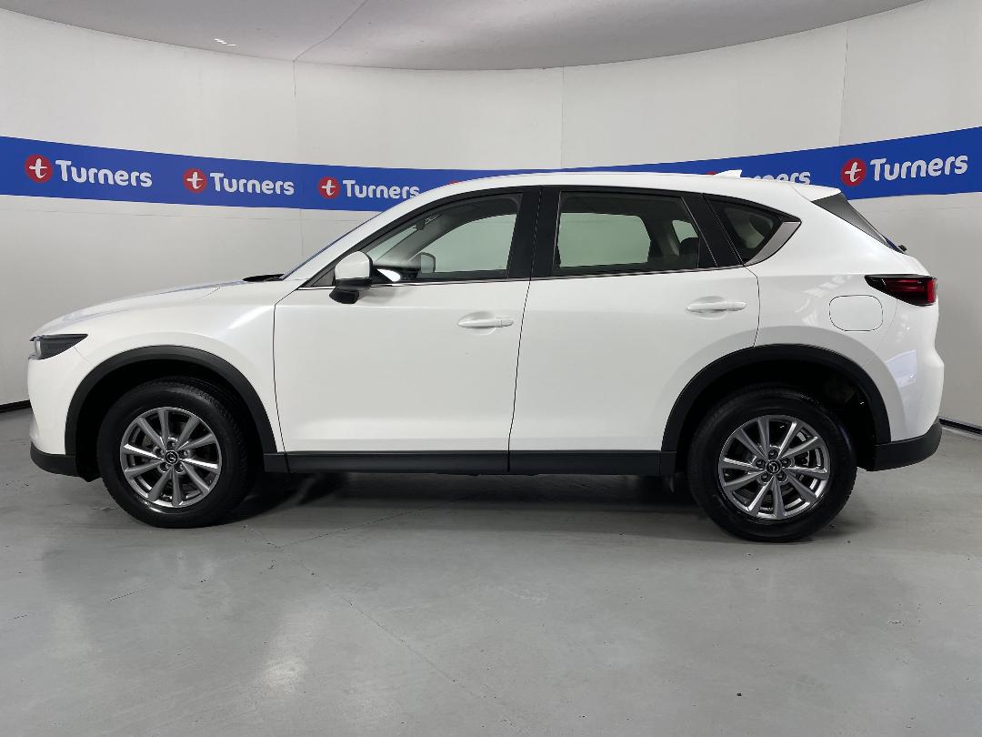 Photo '24' of Mazda CX-5