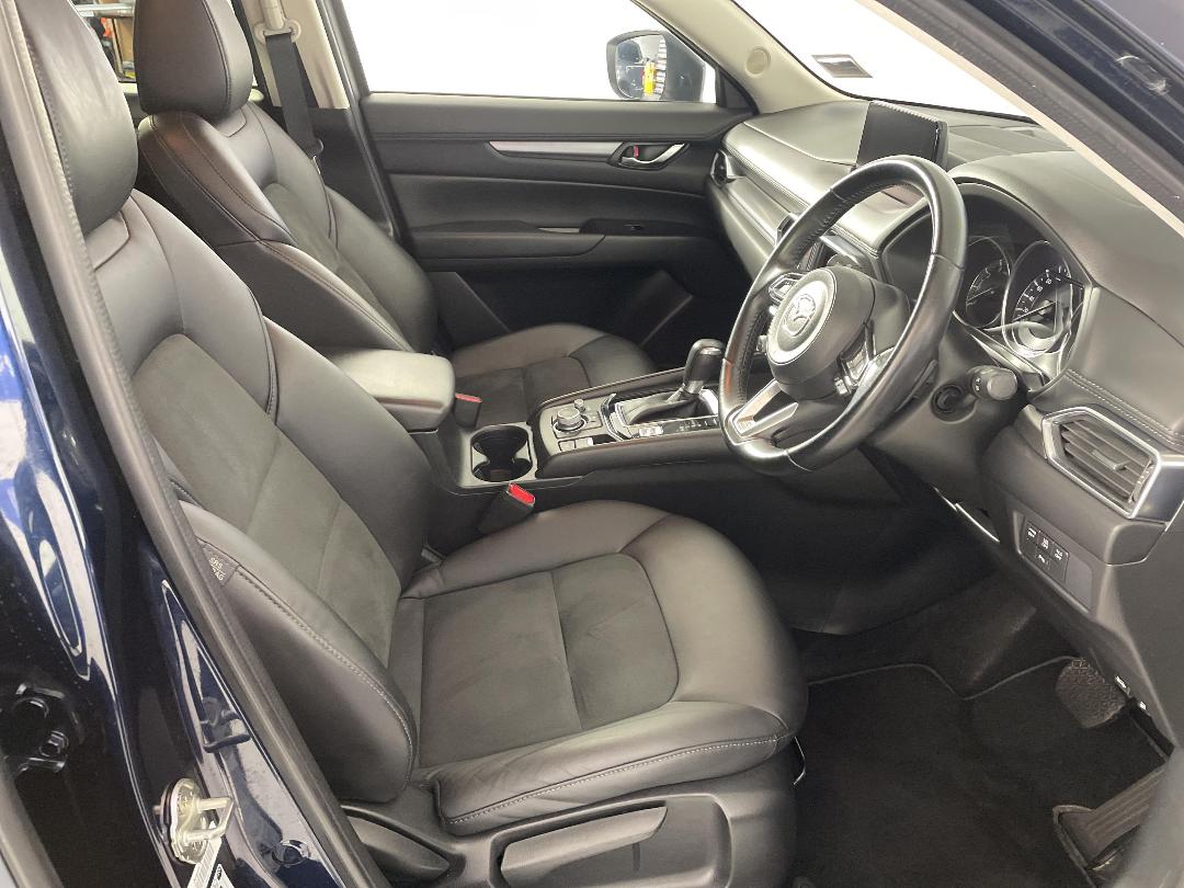 Photo '16' of Mazda CX-5