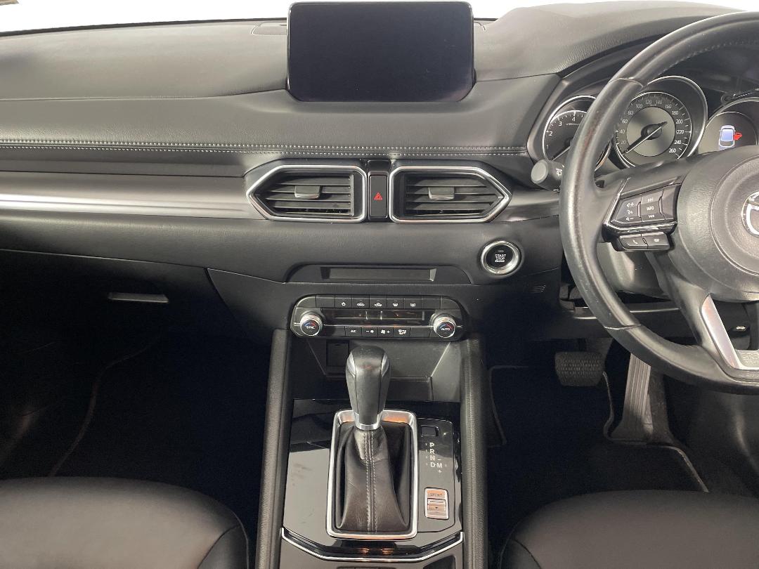 Photo '18' of Mazda CX-5