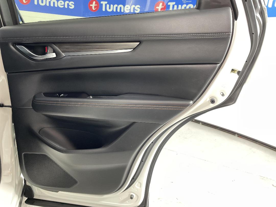 Photo '19' of Mazda CX-5 Photo '19' of Mazda CX-5