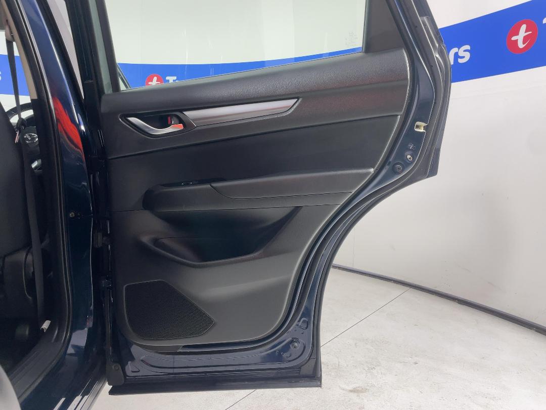 Photo '19' of Mazda CX-5 Photo '19' of Mazda CX-5