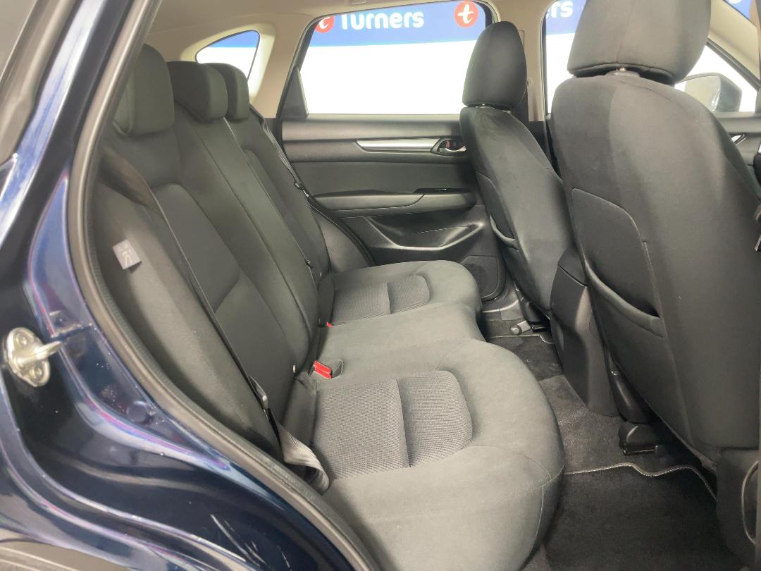 Photo '20' of Mazda CX-5 Photo '20' of Mazda CX-5