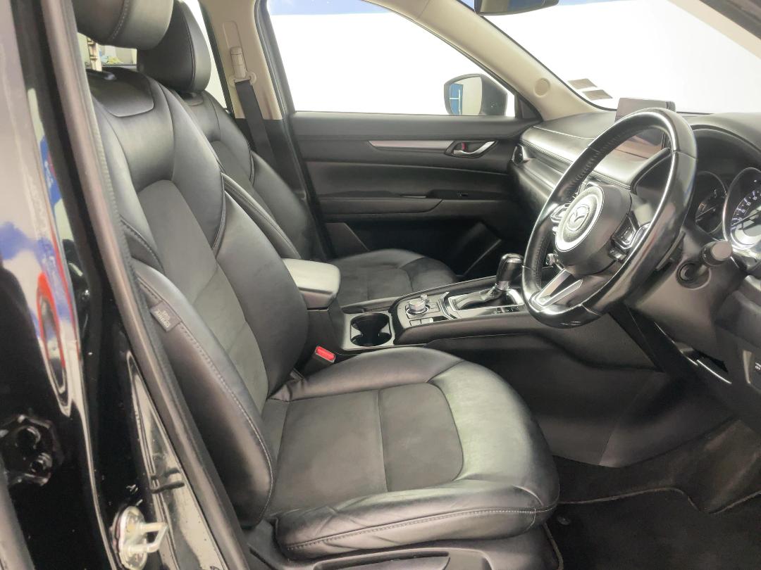 Photo '16' of Mazda CX-5 Photo '16' of Mazda CX-5