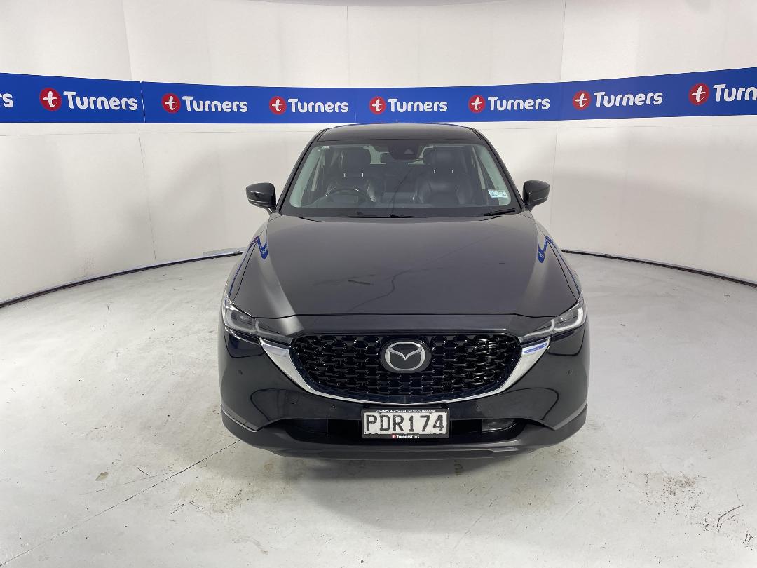 Photo '2' of Mazda CX-5