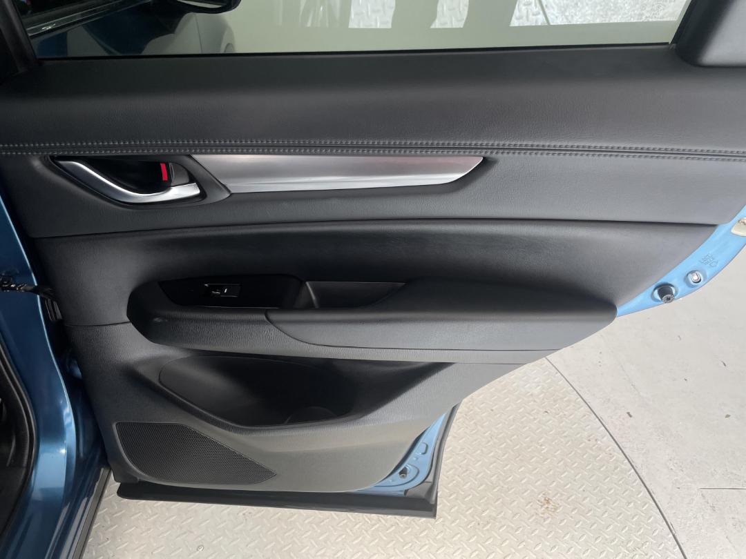 Photo '19' of Mazda CX-5 Photo '19' of Mazda CX-5