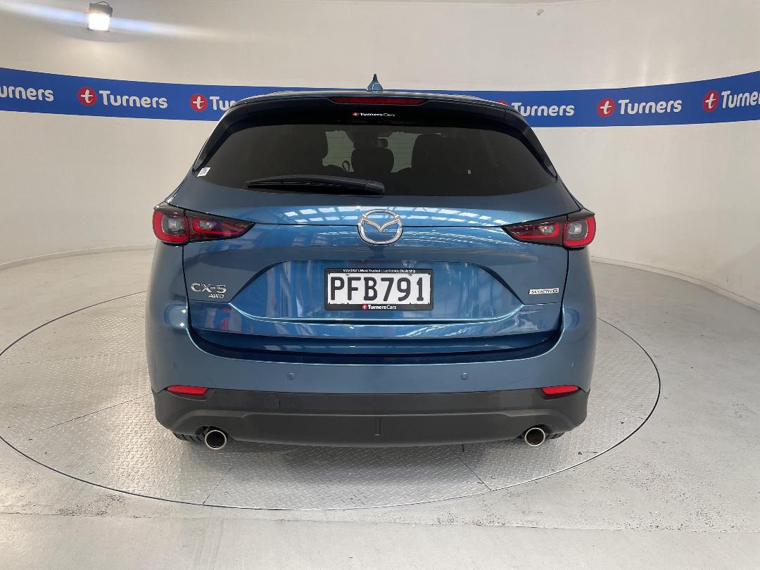 Photo '6' of Mazda CX-5 Photo '6' of Mazda CX-5