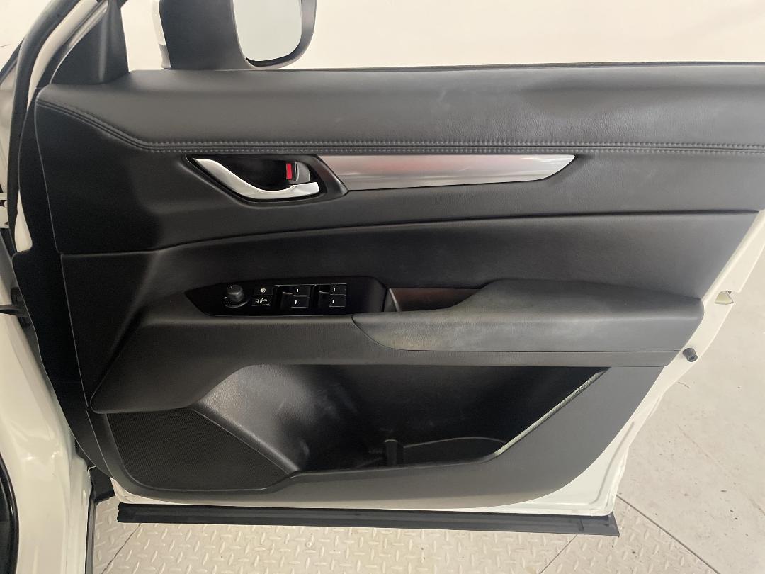 Photo '15' of Mazda CX-5