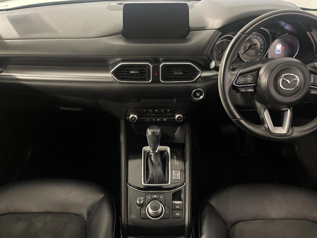 Photo '18' of Mazda CX-5