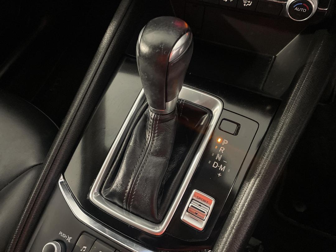 Photo '32' of Mazda CX-5