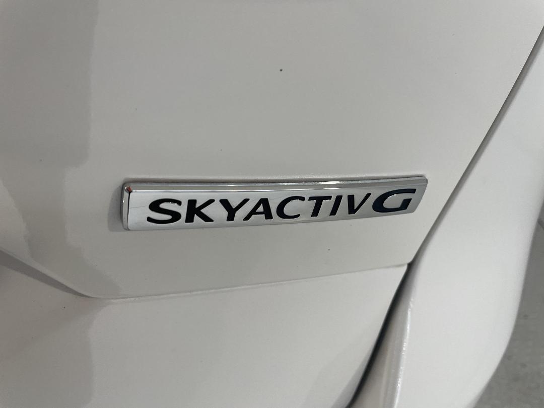 Photo '37' of Mazda CX-5