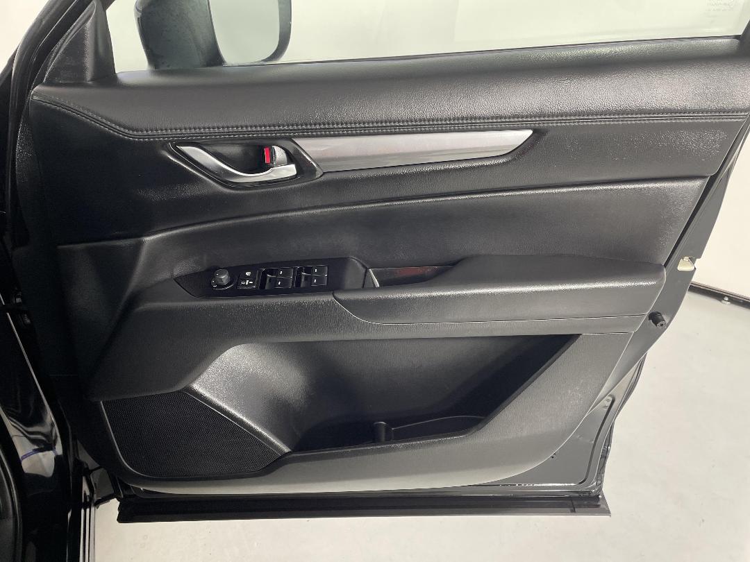 Photo '15' of Mazda CX-5