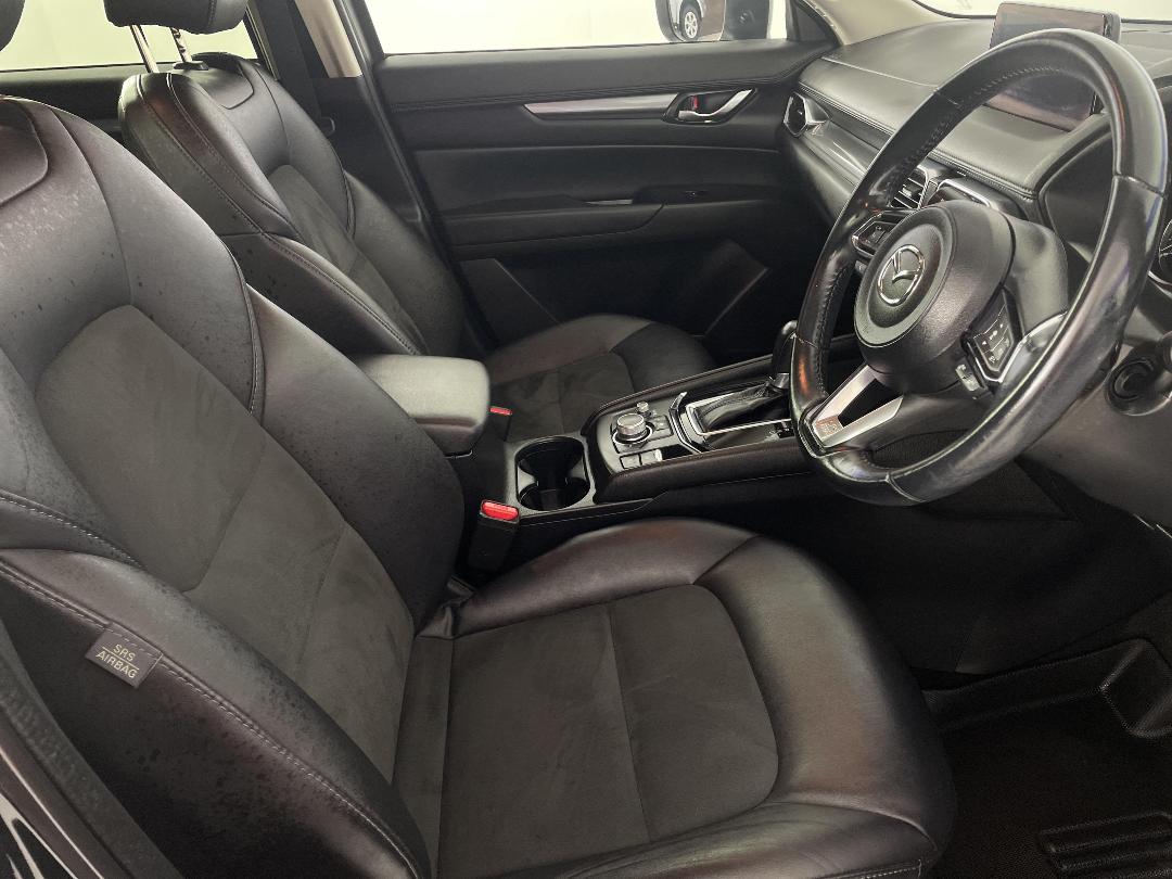 Photo '16' of Mazda CX-5 Photo '16' of Mazda CX-5