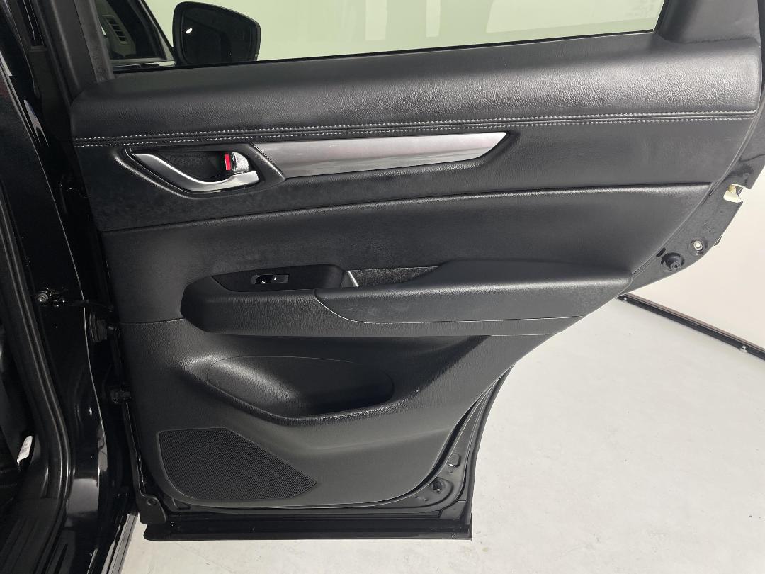 Photo '19' of Mazda CX-5 Photo '19' of Mazda CX-5