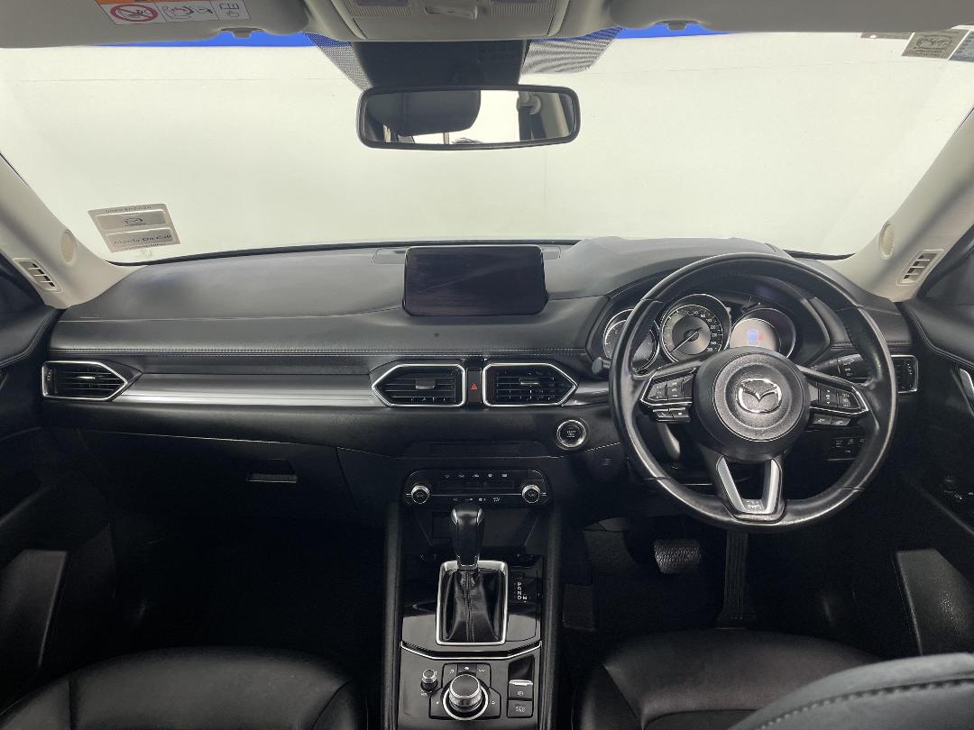 Photo '17' of Mazda CX-5 Photo '17' of Mazda CX-5