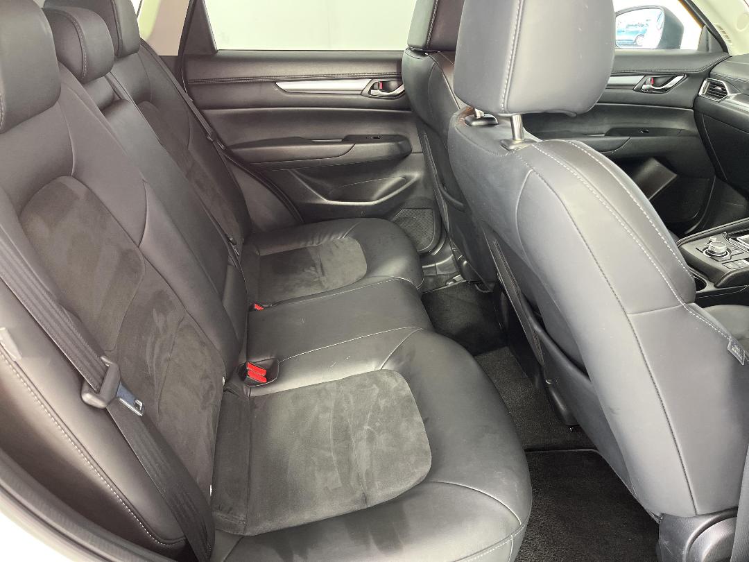 Photo '20' of Mazda CX-5 Photo '20' of Mazda CX-5