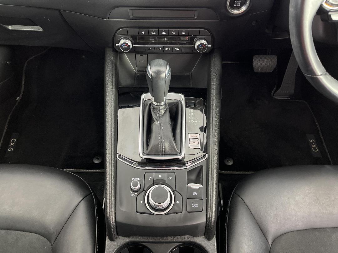 Photo '18' of Mazda CX-5 Photo '18' of Mazda CX-5