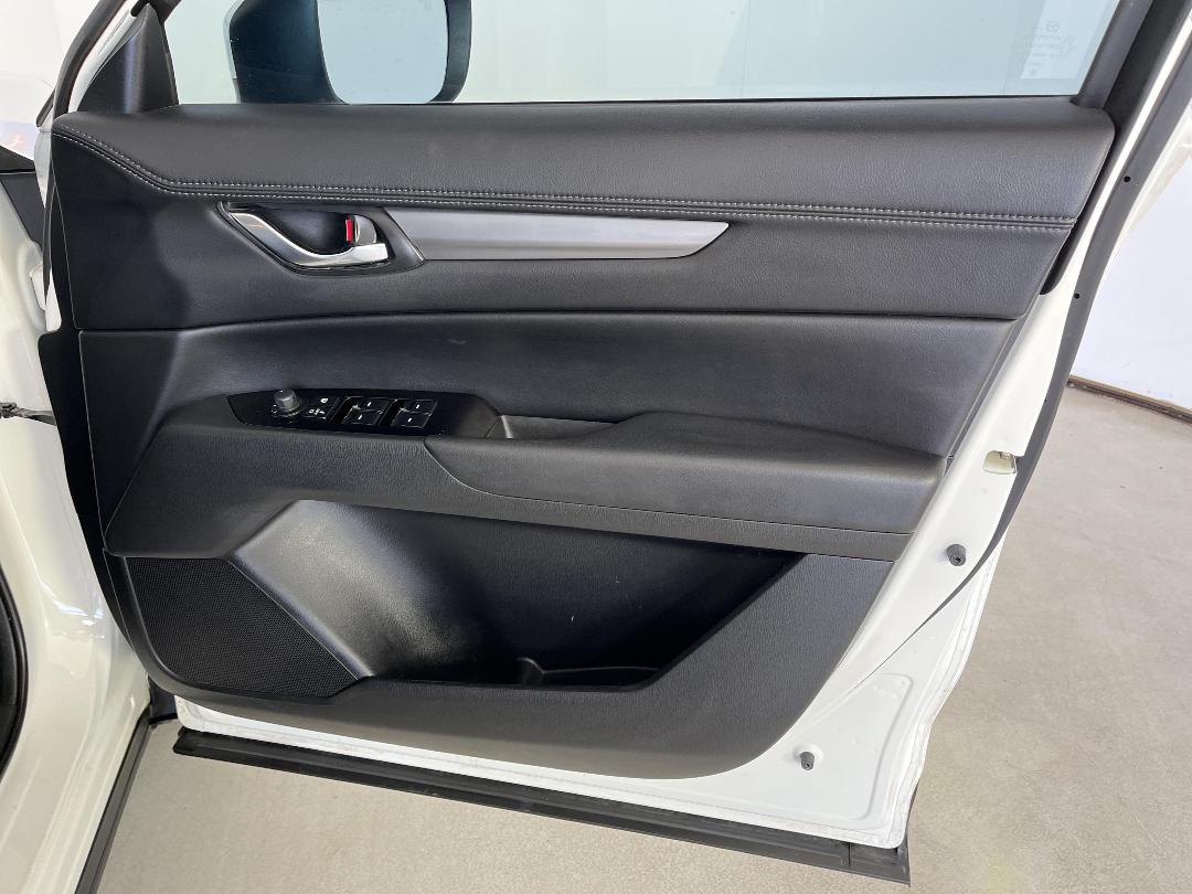 Photo '15' of Mazda CX-5 Photo '15' of Mazda CX-5