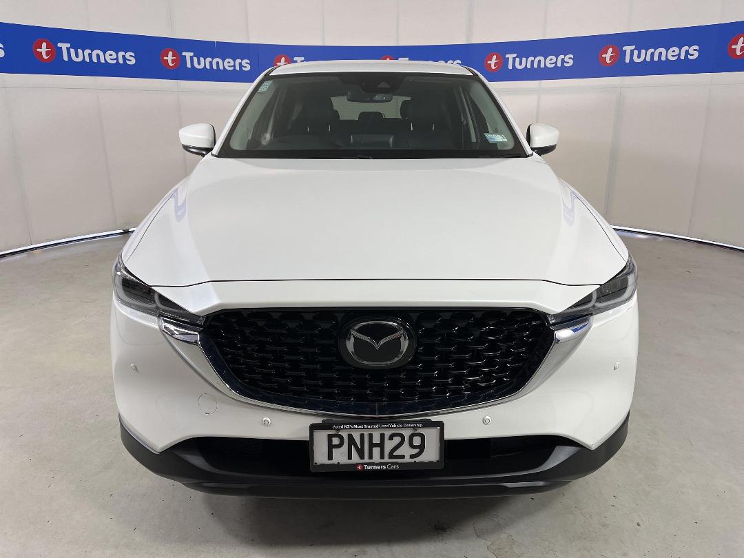 Photo '2' of Mazda CX-5 Photo '2' of Mazda CX-5