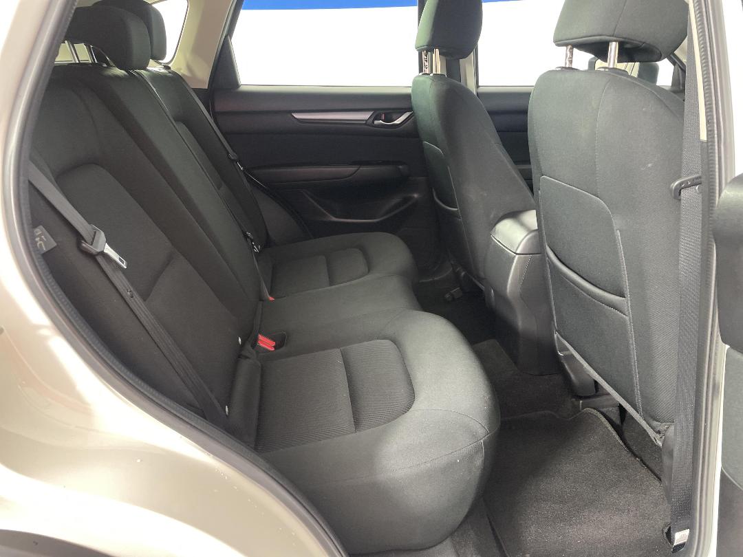 Photo '20' of Mazda CX-5 Photo '20' of Mazda CX-5