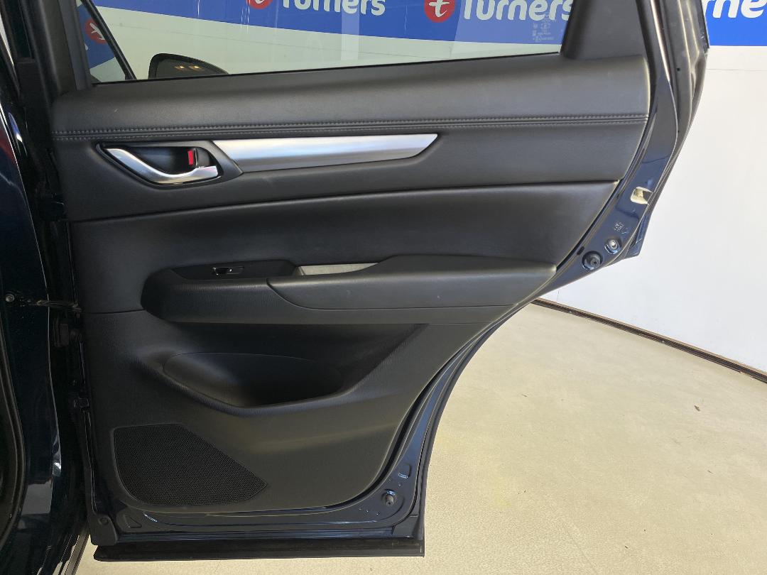 Photo '19' of Mazda CX-5