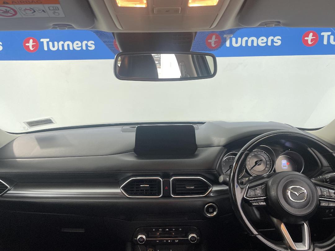 Photo '17' of Mazda CX-5