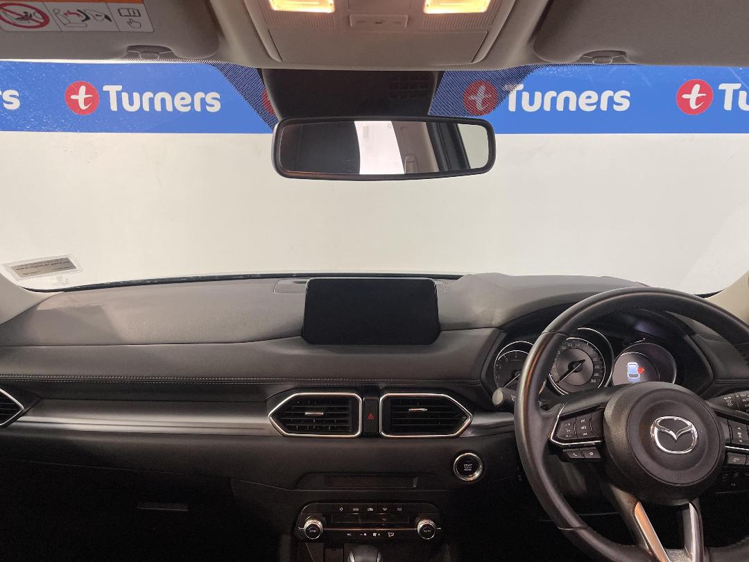 Photo '17' of Mazda CX-5