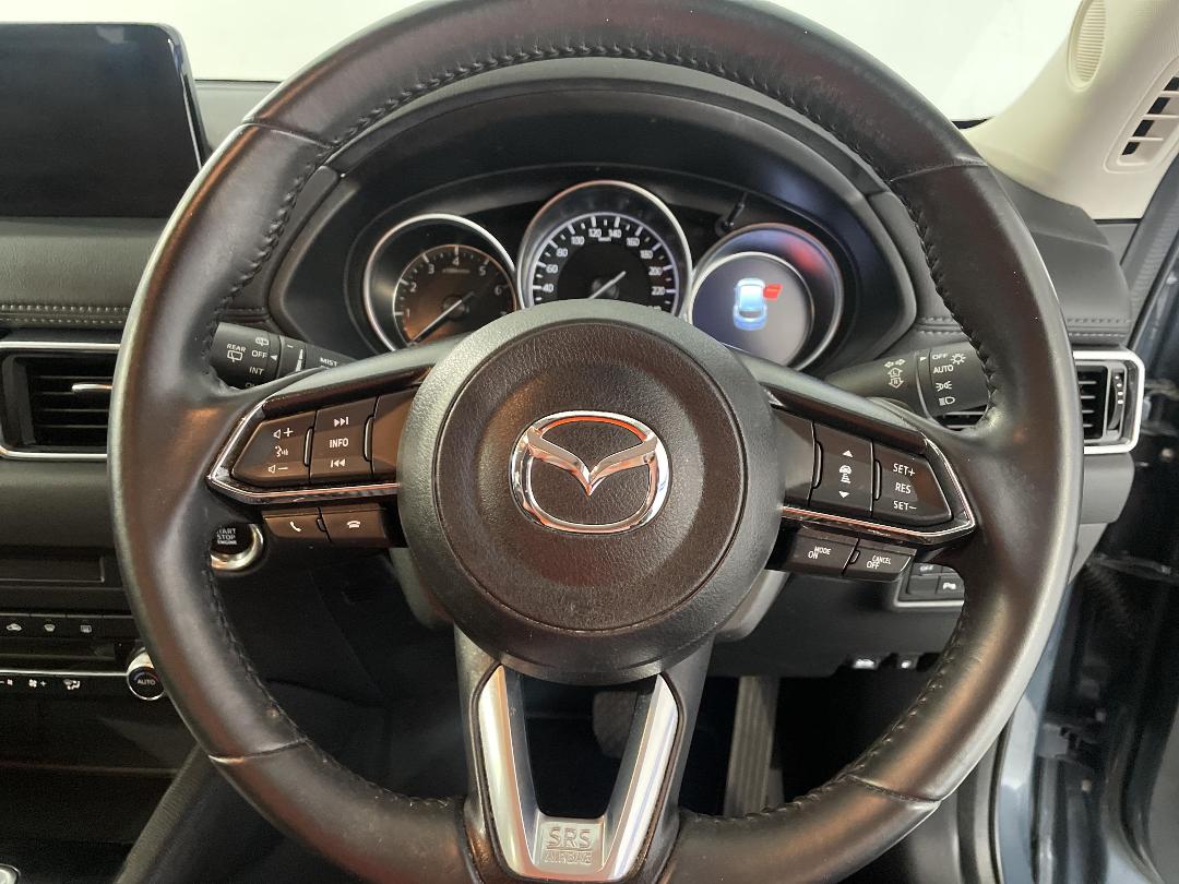 Photo '28' of Mazda CX-5