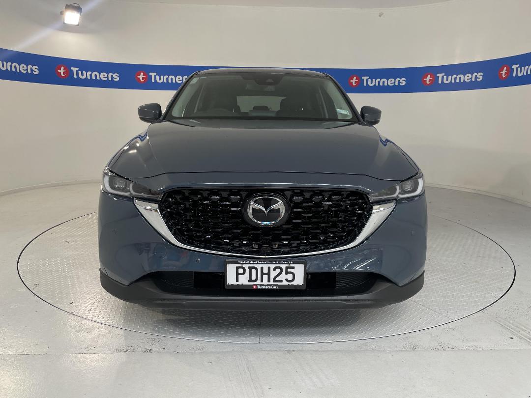 Photo '2' of Mazda CX-5