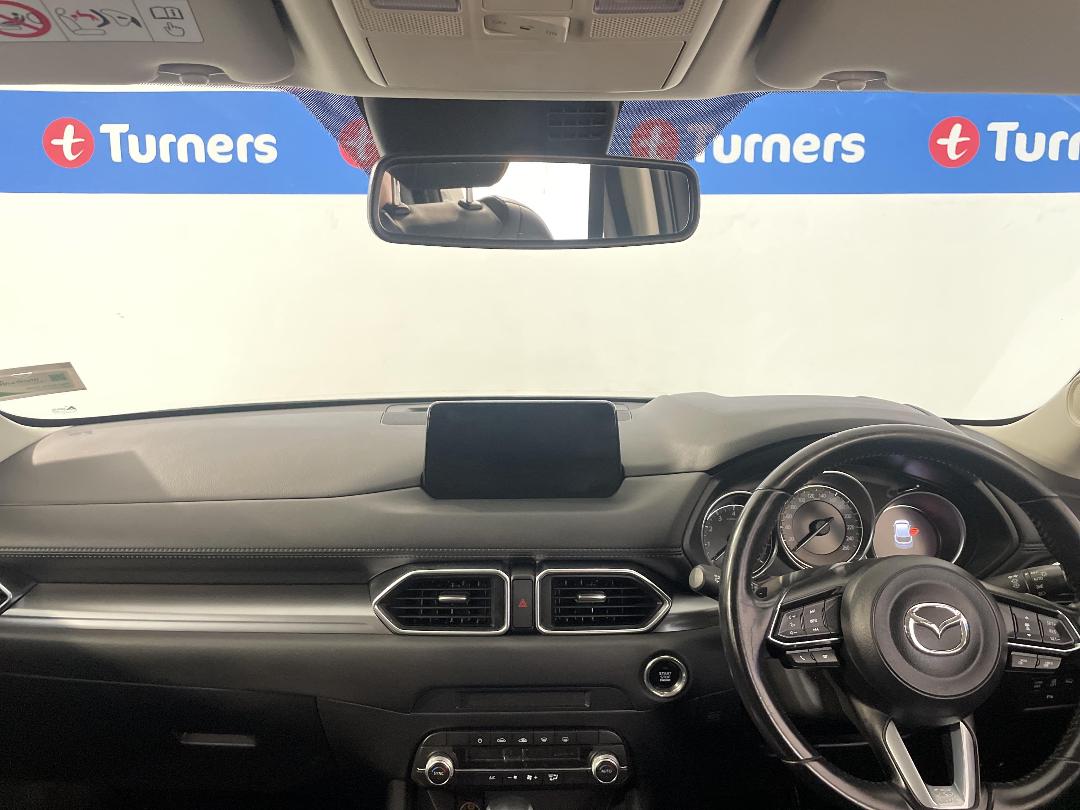 Photo '17' of Mazda CX-5