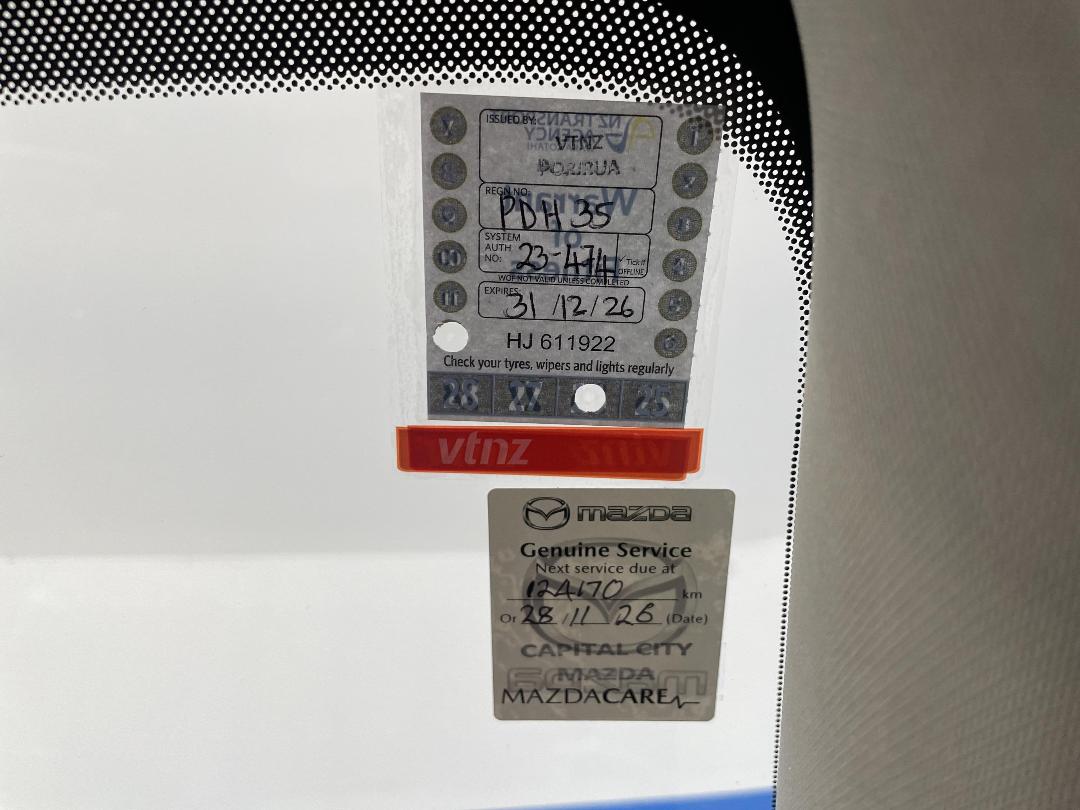 Photo '34' of Mazda CX-5