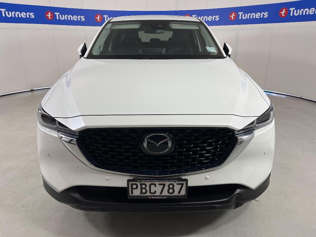 Photo '2' of Mazda CX-5