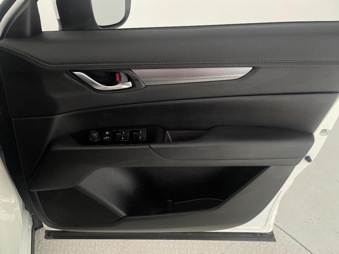 Photo '15' of Mazda CX-5