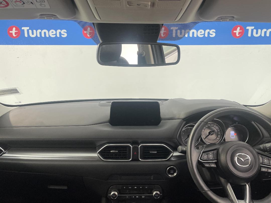 Photo '17' of Mazda CX-5